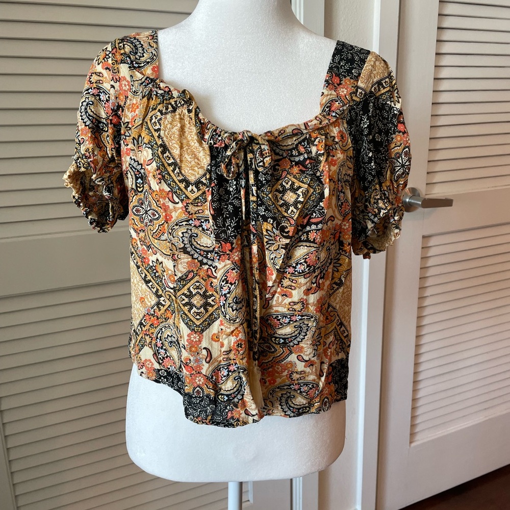 Cupcakes and Cashmere Crop Babydoll Blouse Size XS